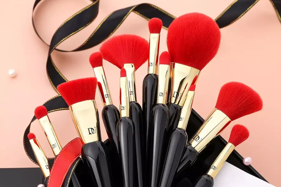 Professional Face and Eye Brush Set