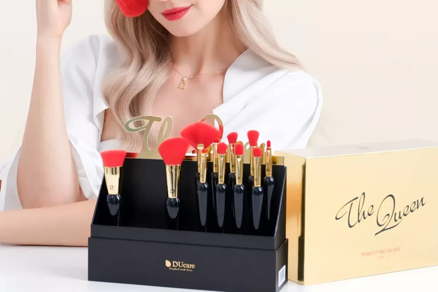 Professional Face and Eye Brush Set