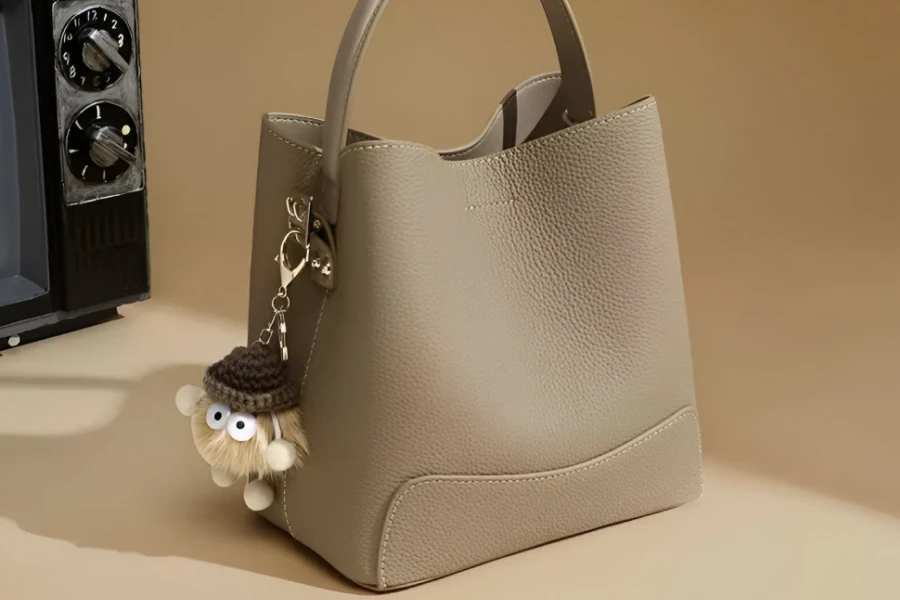 Versatile Women’s Shoulder Bag for Everyday Use
